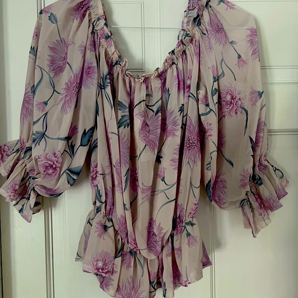 HL Affair Tops - HL Affair New York Sheer Blouse, Size L NWT